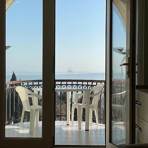 https://old-city-apartment-baku-az1000.aboutbakuhotels.com